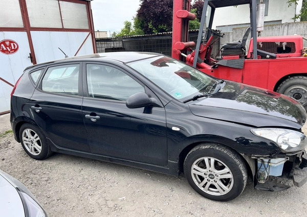 Hyundai I30 cena 10500 przebieg: 79771, rok produkcji 2012 z Krotoszyn małe 172